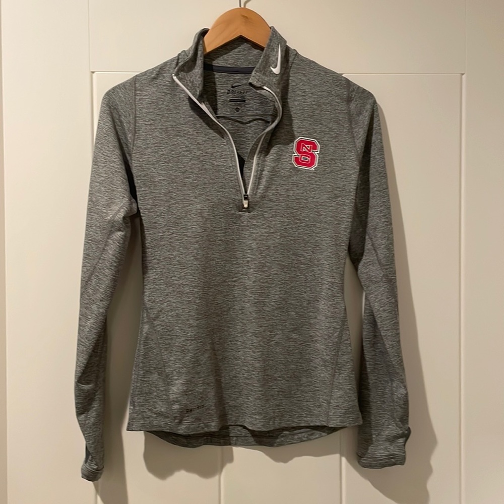Nike long sleeved dri-fit pullover